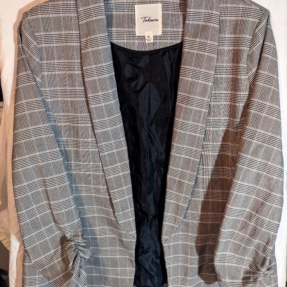 Takara ruched 3/4 sleeve plaid blazer